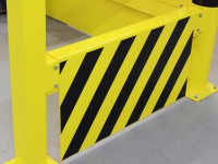 Unterfahrschutz für modulares Sicherheitsgeländer aus Stahl