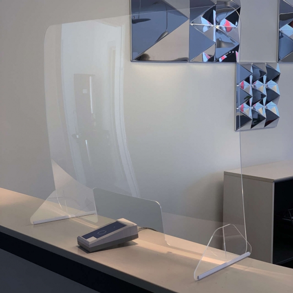 Mobile Infektionsschutzscheibe mit Standfuß